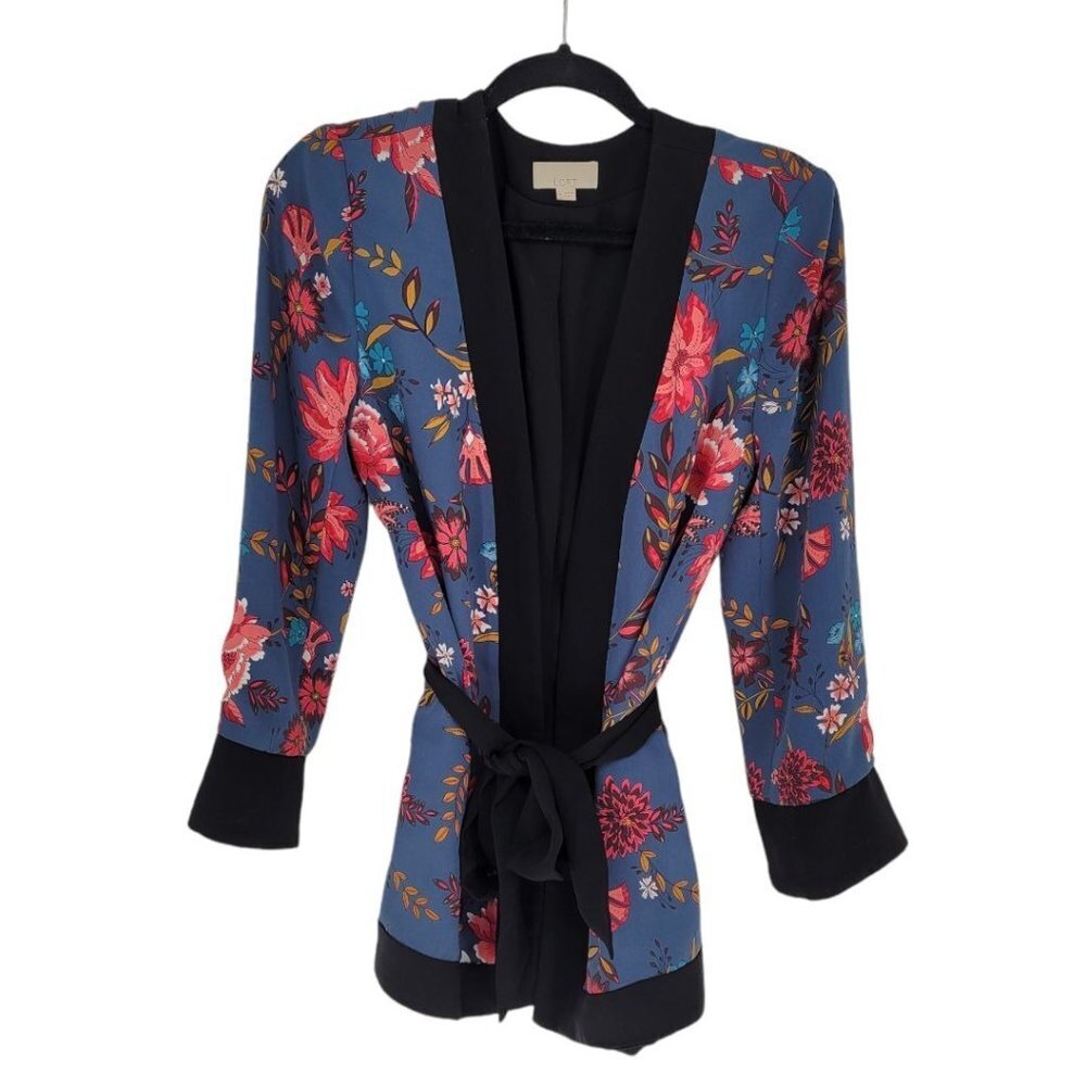Loft womens Medium Kimono style gray blue pink floral open lined belted robe top